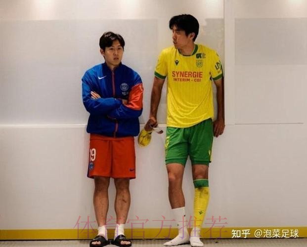 韩足晚报(2026.1.12)——冬歇期后的抉择,是坚守还是换队求变 韩足晚报(2026.1.12)——冬歇期后的抉择,是坚守还是换队求变